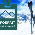 2 skis plantés en croix avec les bâtons dans la neige d'une station de ski à Chamrousse.
